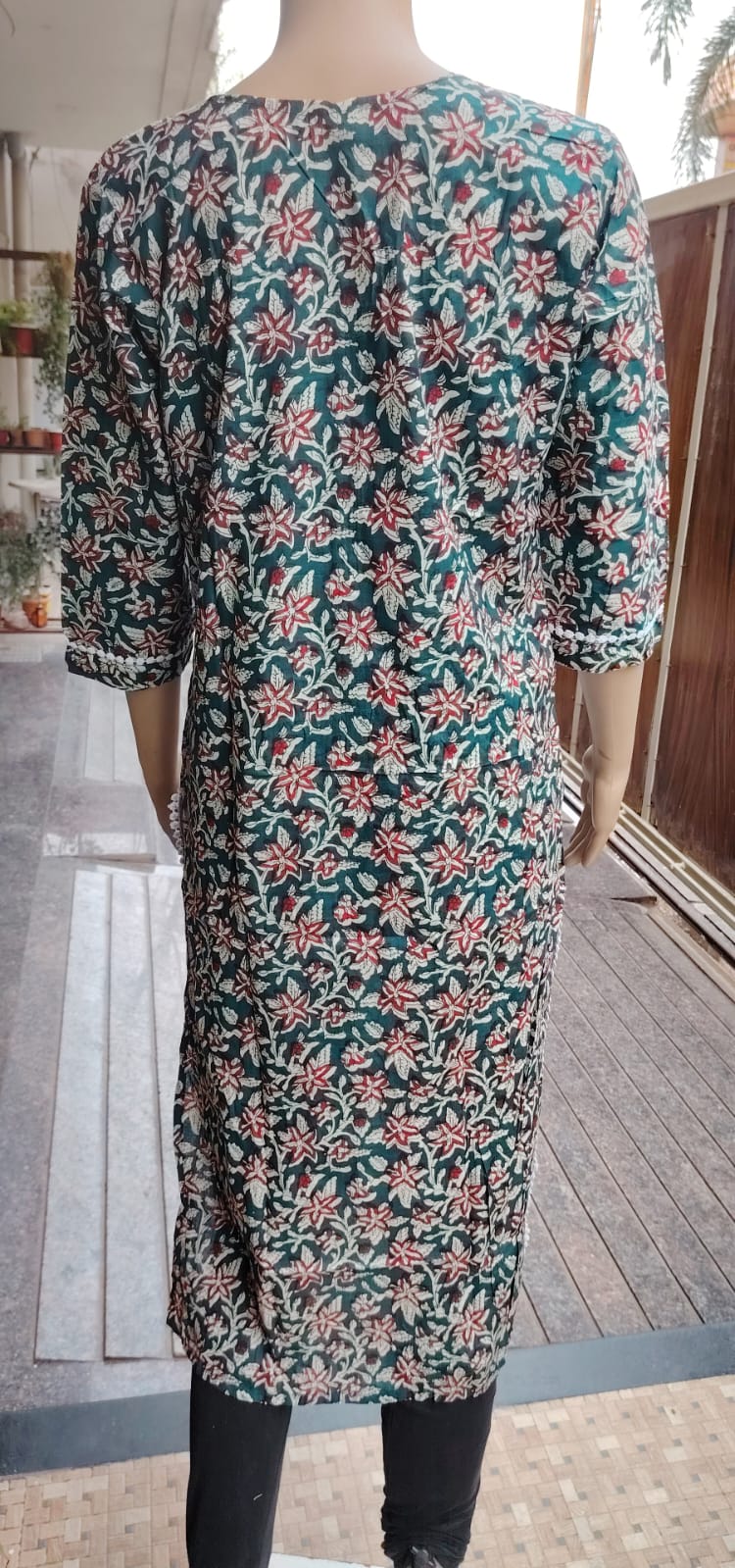 Green Floral Printed Cotton Kurti