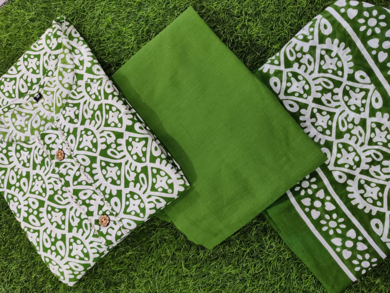 Green Batik Print jaipuri kurti pant dupatta set