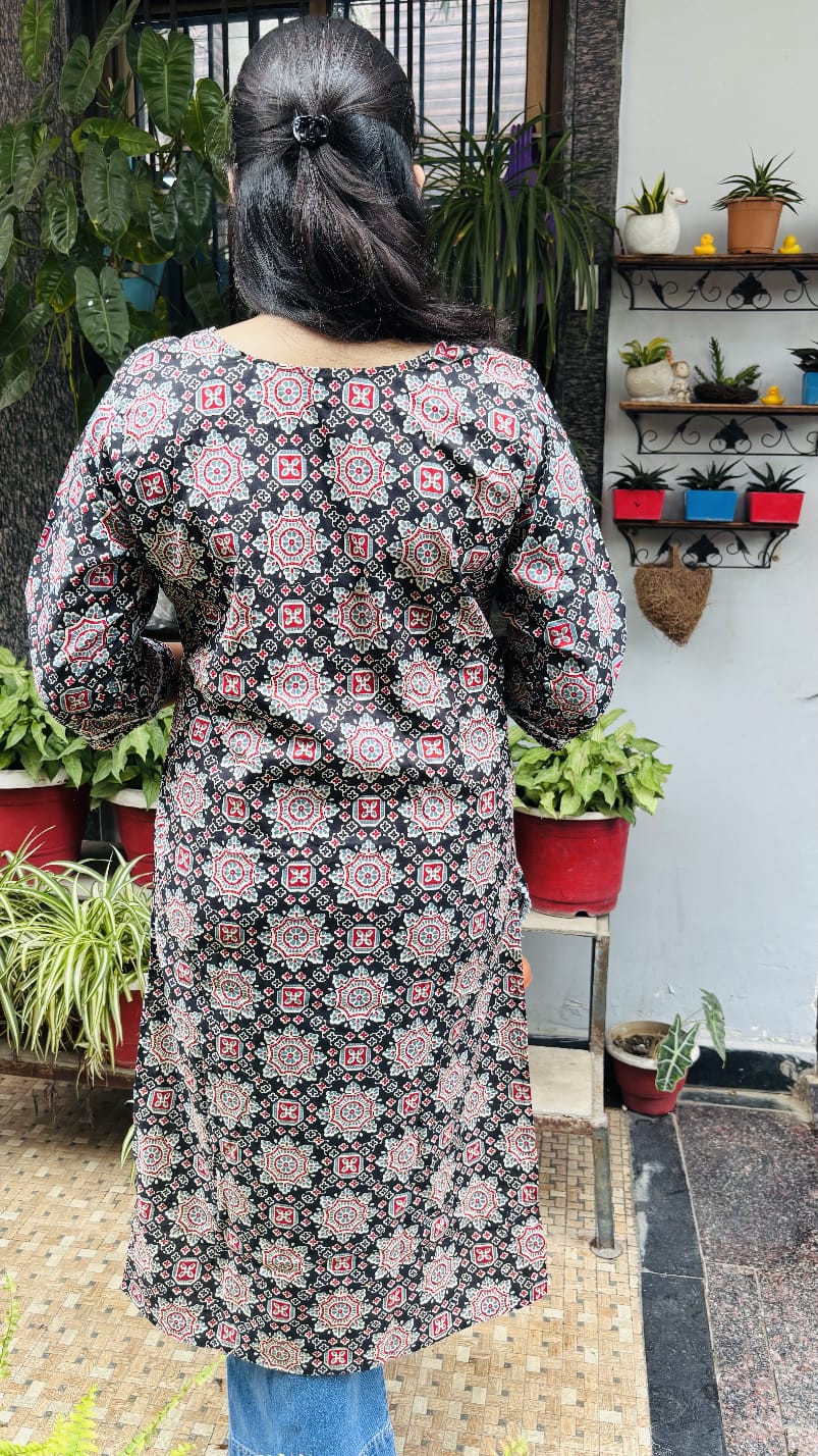 Black Multicolor Printed Cotton Kurti