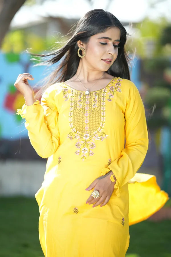 Yellow Slub Cotton Kashmiri Kadhai Kurti