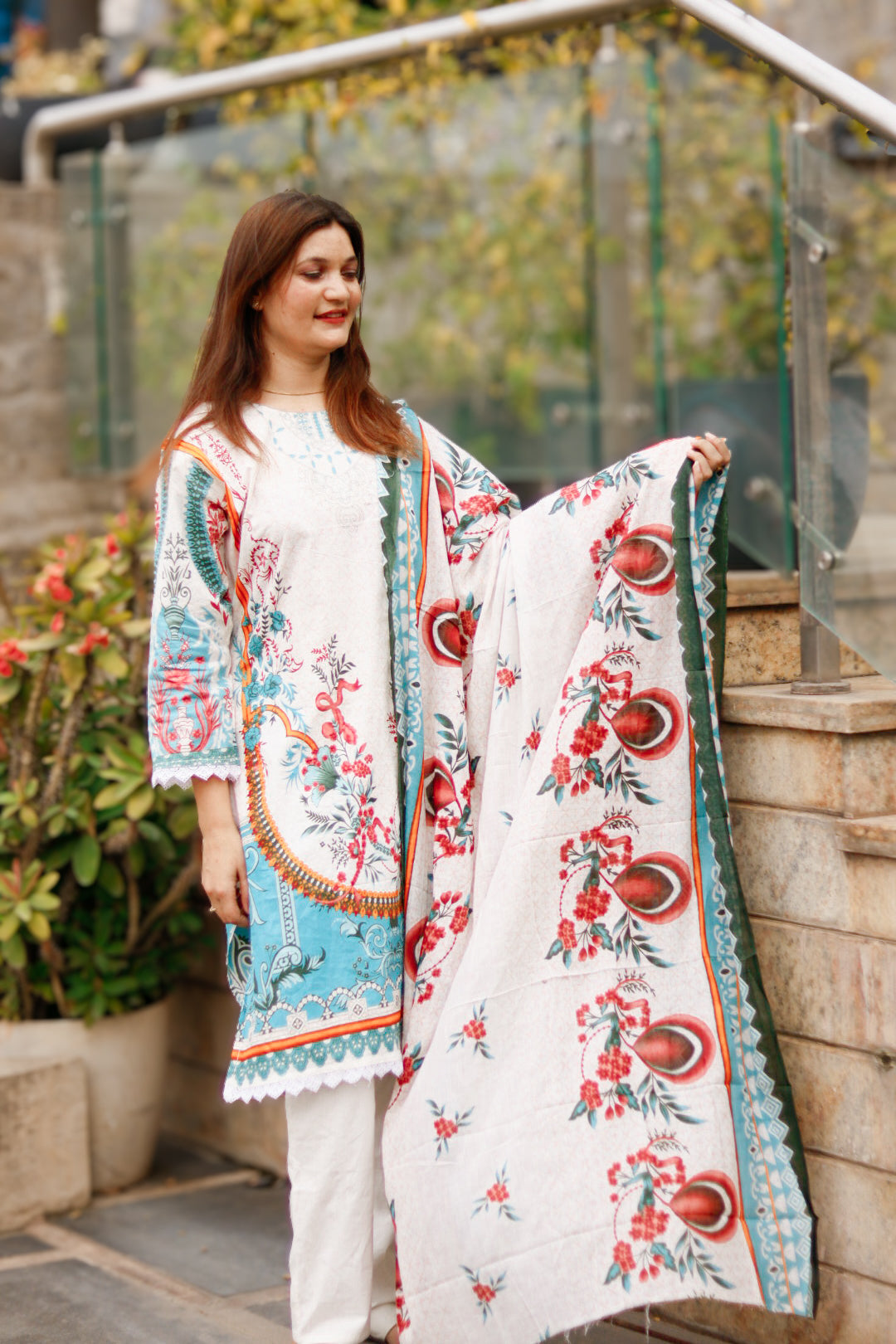 Gulnaaz Off-White Base Digital printed  cotton kurta pant dupatta set
