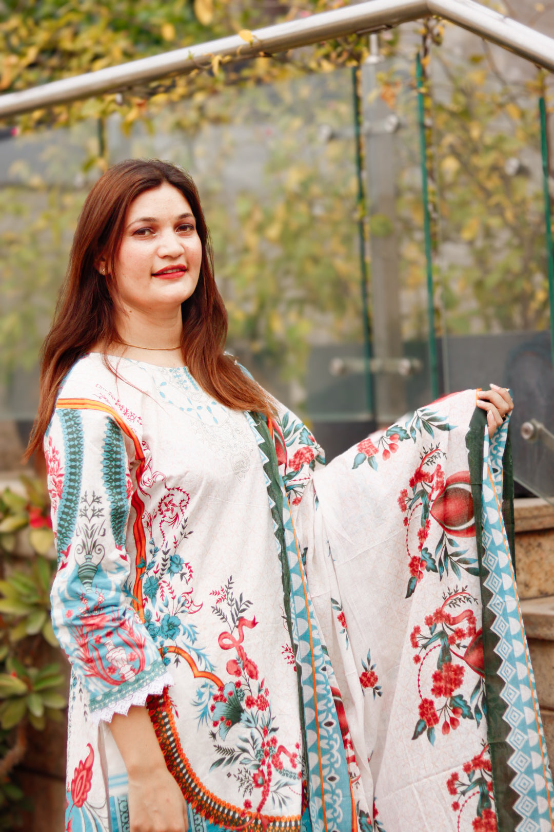 Gulnaaz Off-White Base Digital printed  cotton kurta pant dupatta set