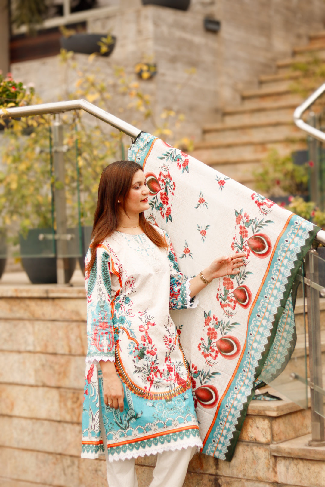 Gulnaaz Off-White Base Digital printed  cotton kurta pant dupatta set