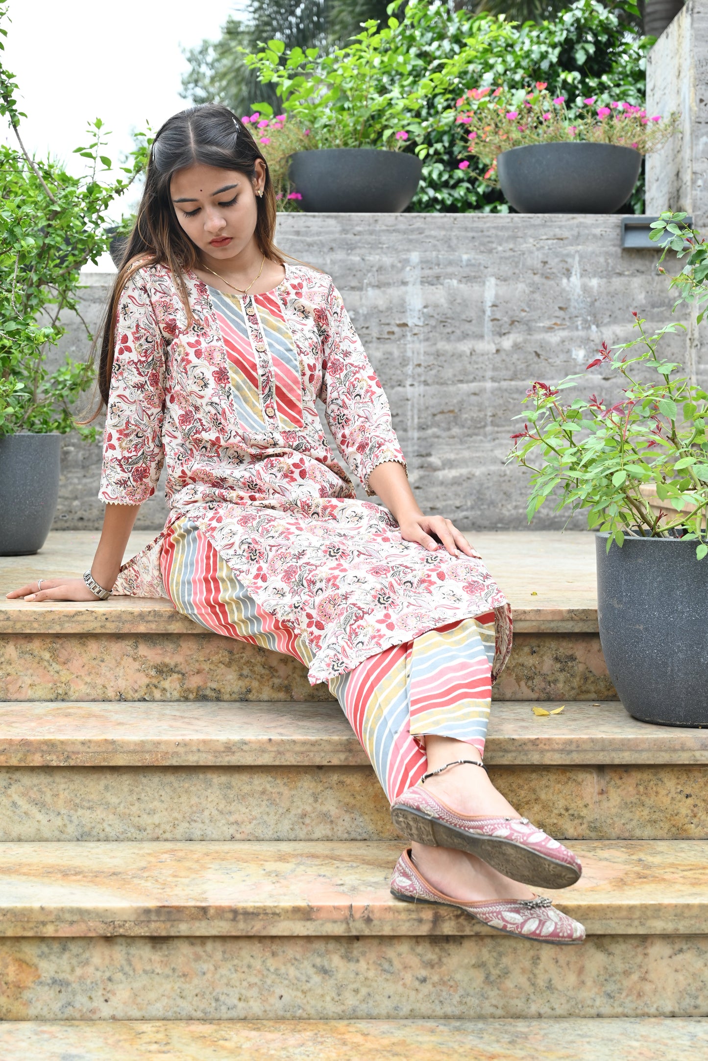 Multicolour cotton kurti pant set for women