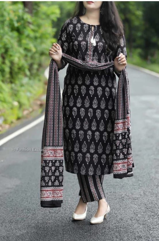 Black Rayon Cotton Regular Kurti Pant Dupatta Set