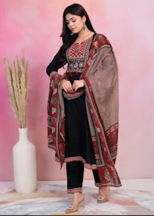 Black Jaipuri Cotton Kurti Pant Dupatta Set