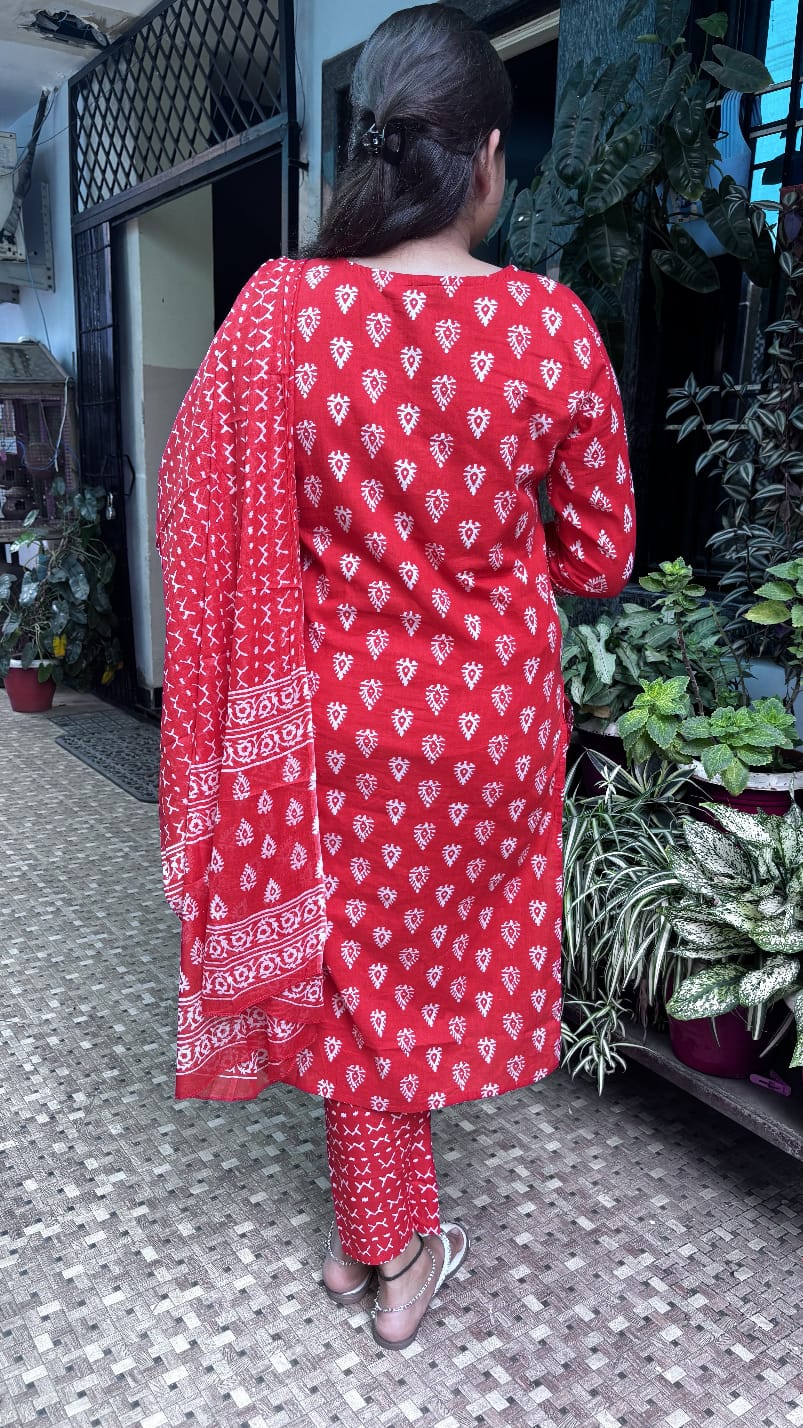 Red Jaipuri Block Print Kurt Pant Dupatta Set