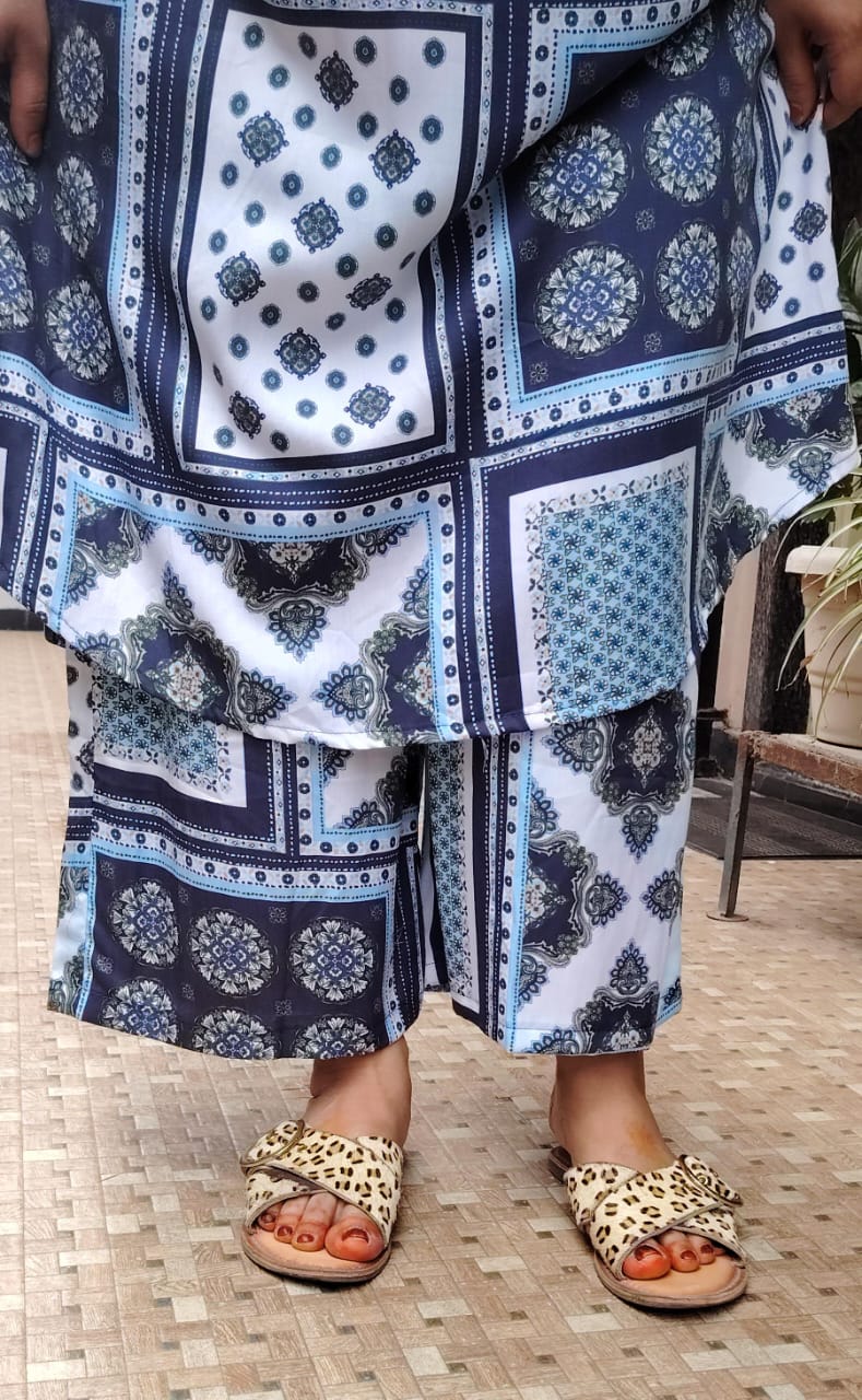 Blue Mosaic Printed Cord Set