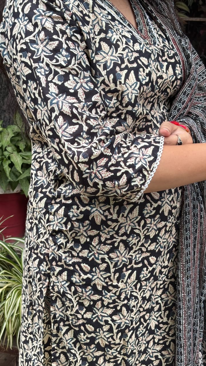 Black Floral Print Jaipuri Cotton Dupatta Set