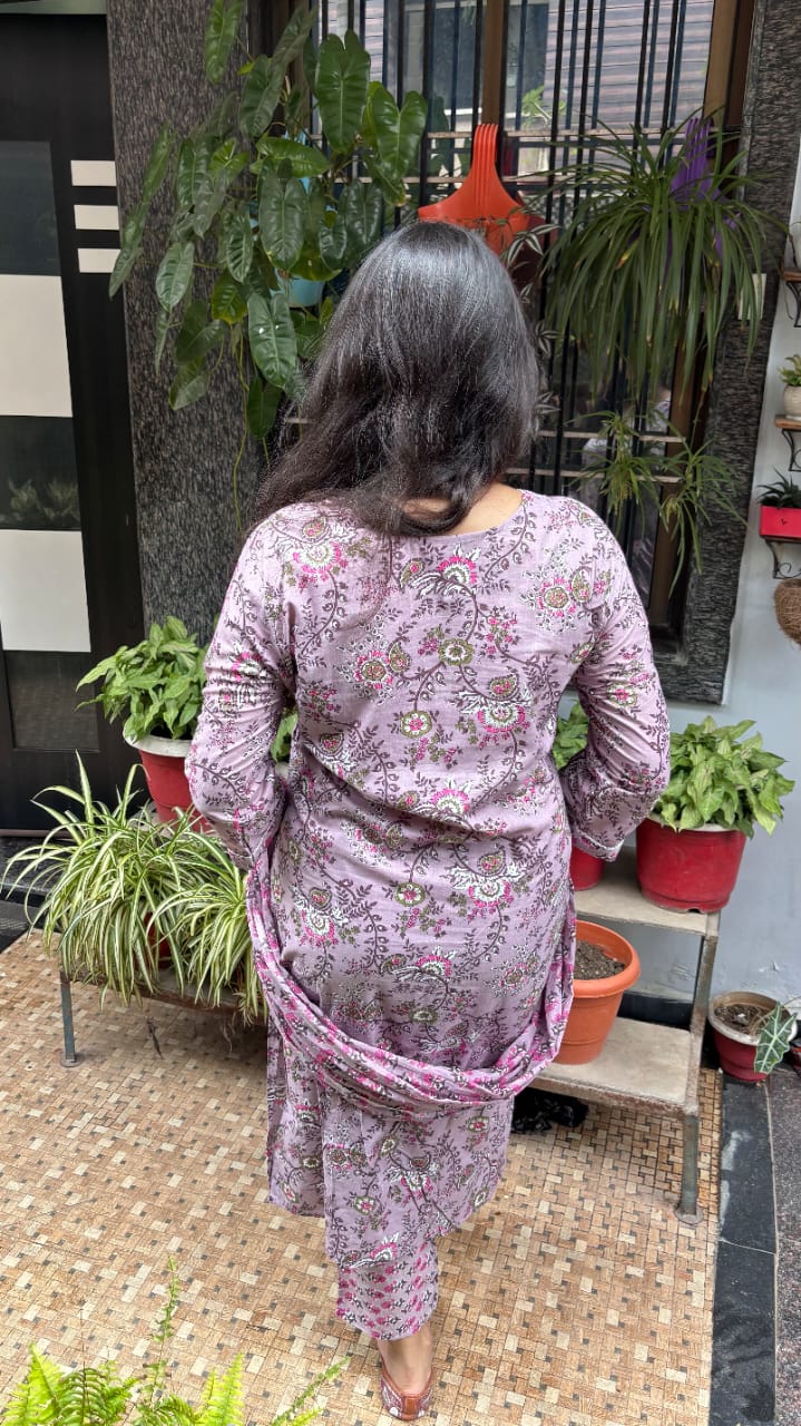 Lavender Floral Print Jaipuri Cotton Dupatta Set