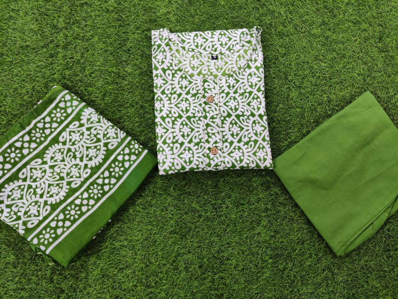 Green Batik Print jaipuri kurti pant dupatta set