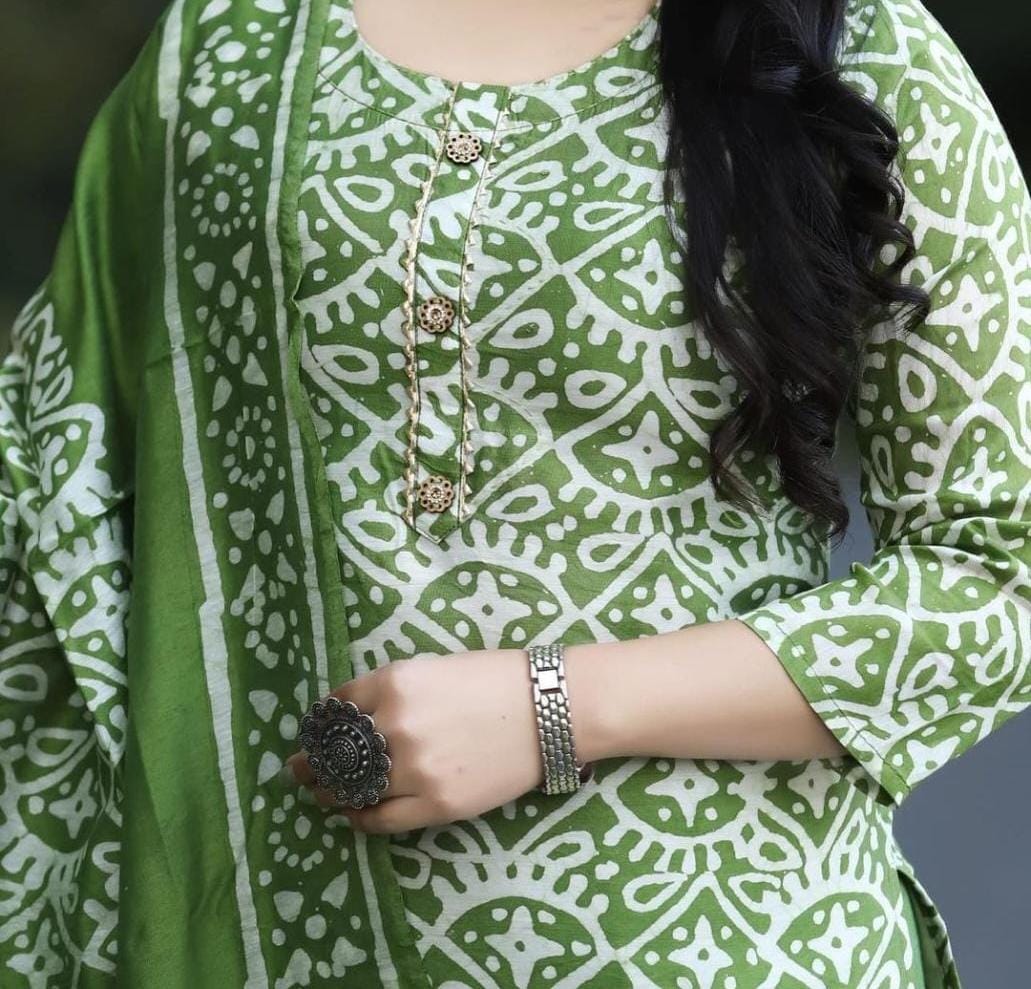 Green Batik Print jaipuri kurti pant dupatta set