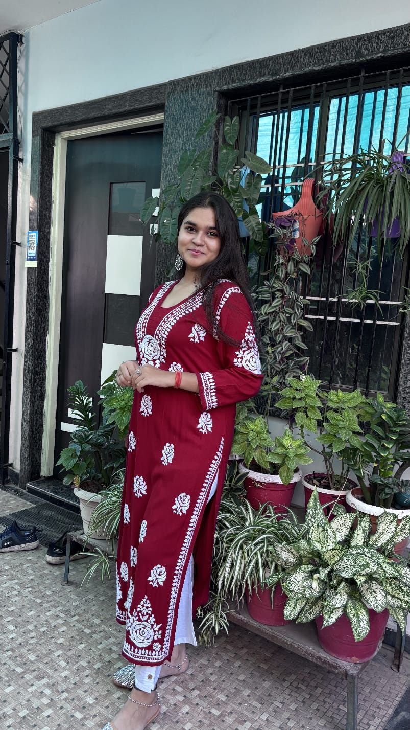 Maroon Rose desine   Embroidered Chikankari Kurti.