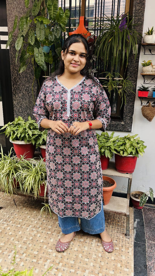 Black Multicolor Printed Cotton Kurti